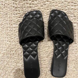 Quilted M Gemi Leather Slides